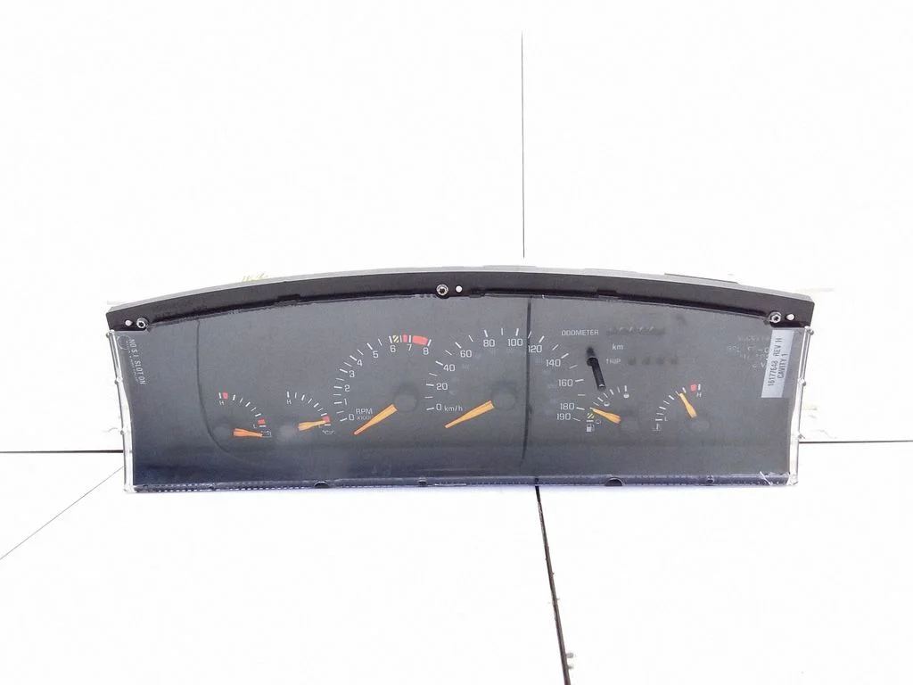 Speedometer (instrument cluster)