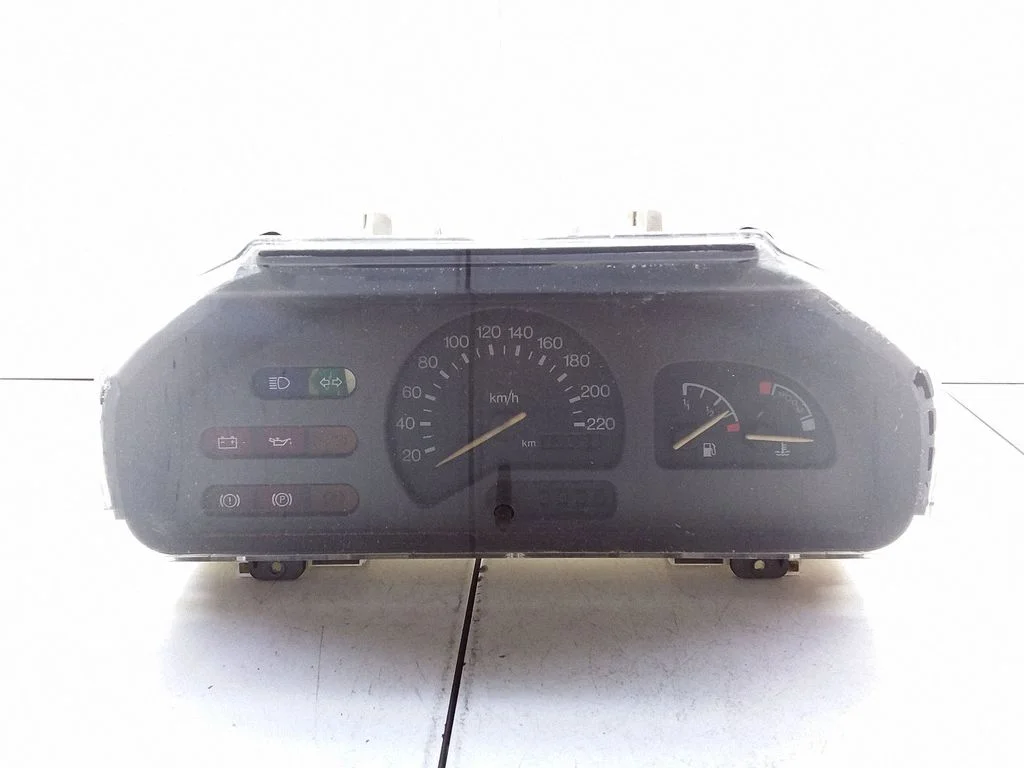 Speedometer (instrument cluster) – Ford Fiesta (1995-2000)