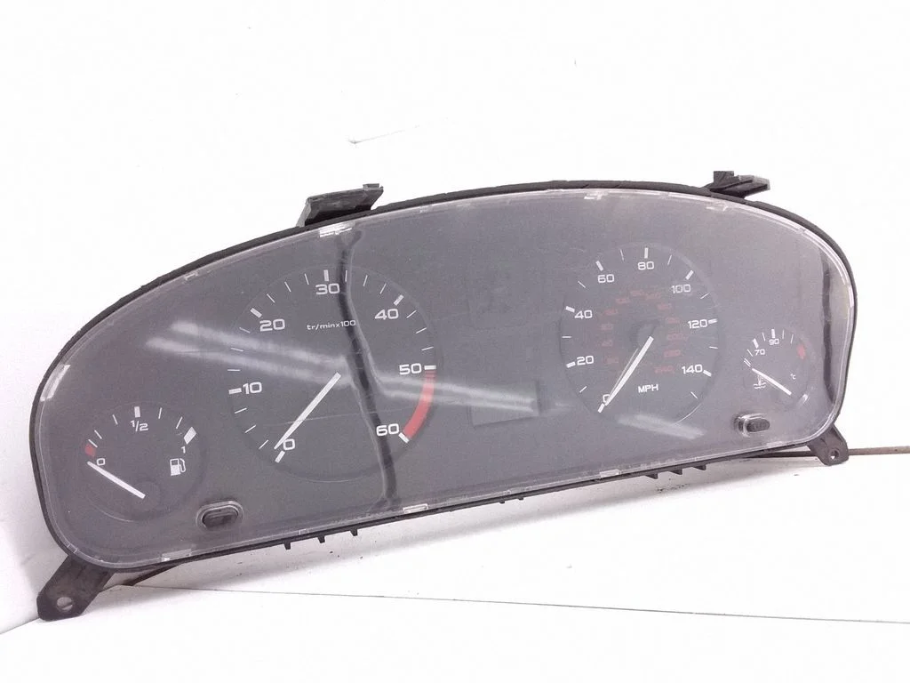 Spidomeeter (näidikuplokk) – Peugeot 406 (1999-2006)