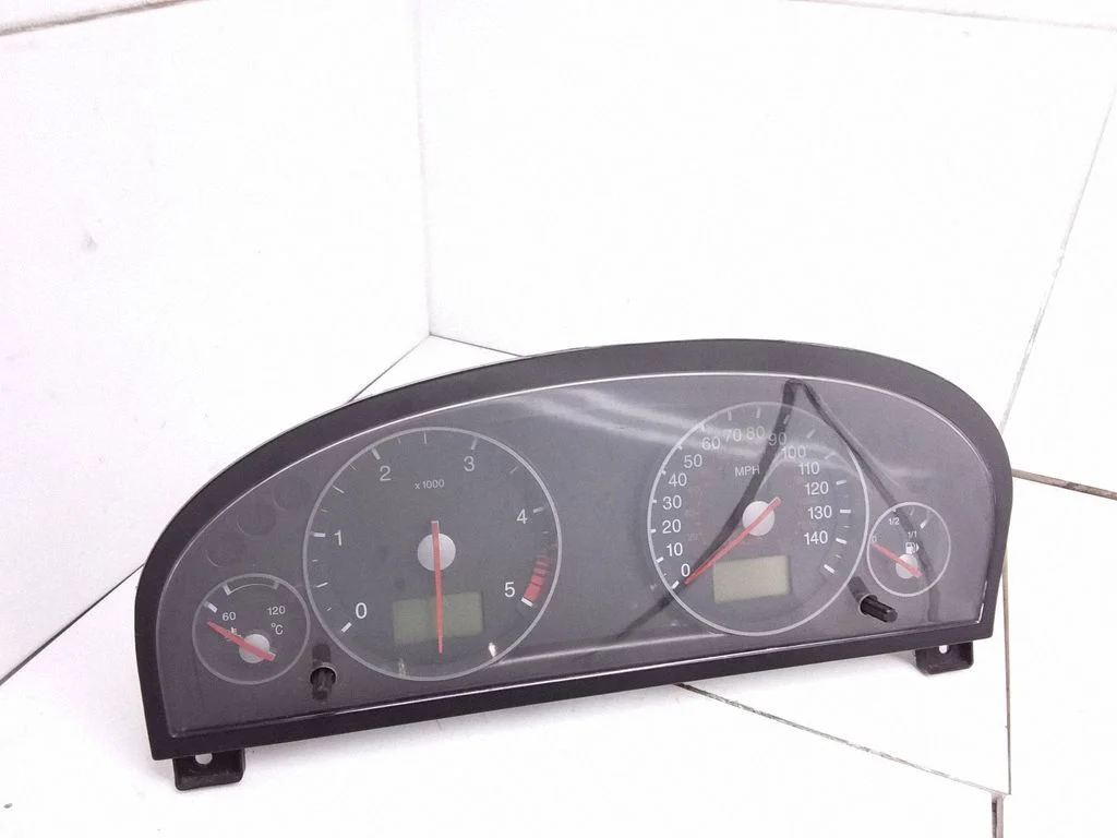 Spidometrs (instrumentu panelis) – Ford Mondeo Mk III (2000-2007)