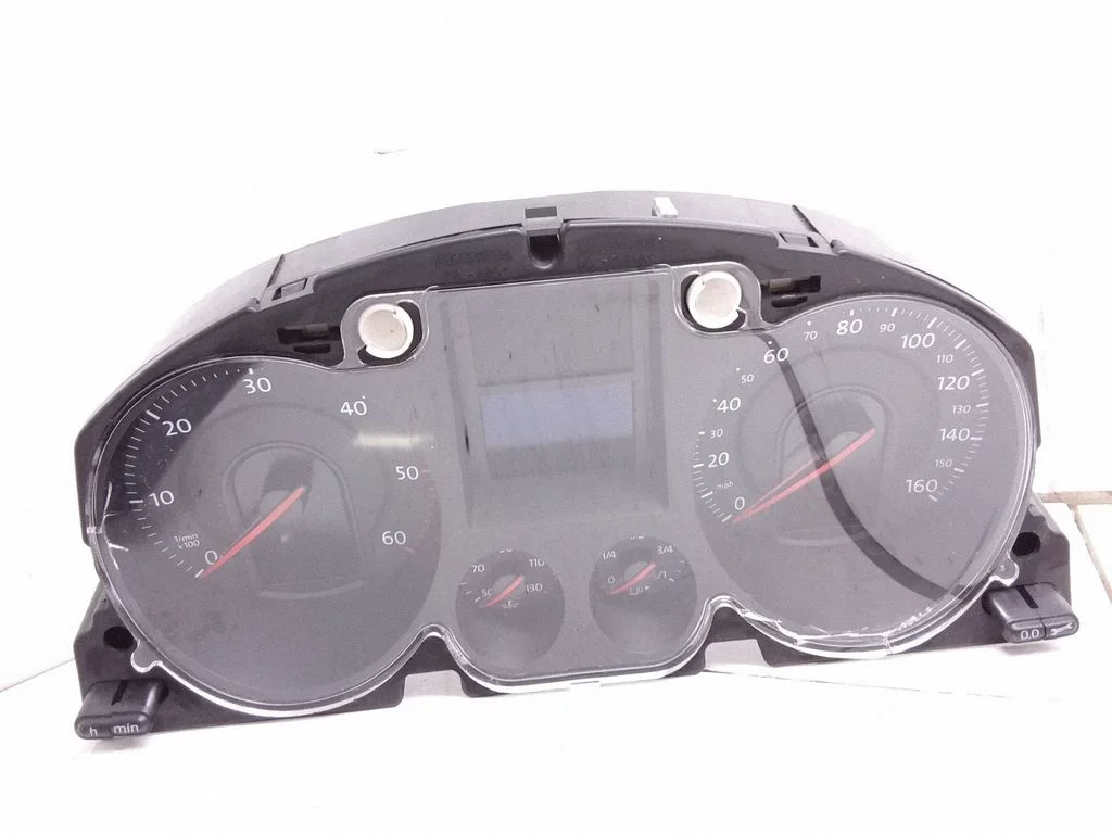 Speedometer (instrument cluster) – Volkswagen Passat B6 (2005-2010)