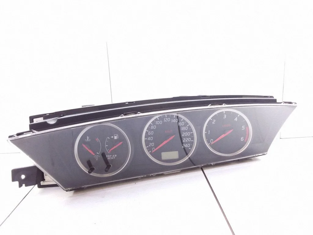 Speedometer (instrument cluster) AU819
