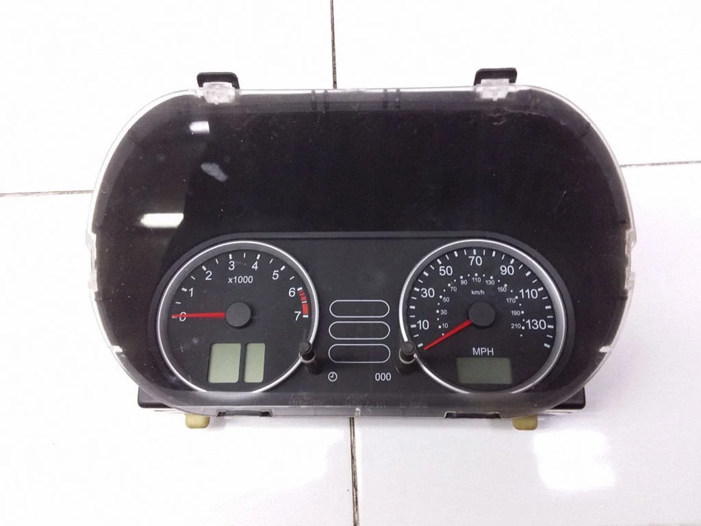 Speedometer (instrument cluster) – Ford Fiesta (2002-2005)