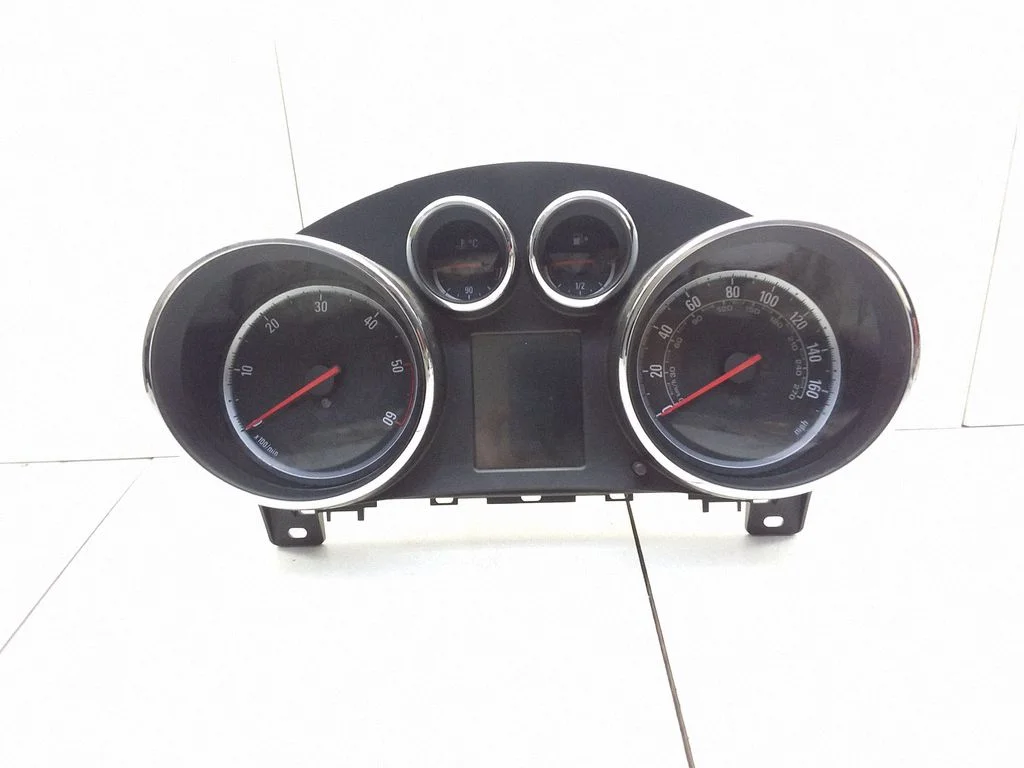 Spidometrs (instrumentu panelis) 769166750U