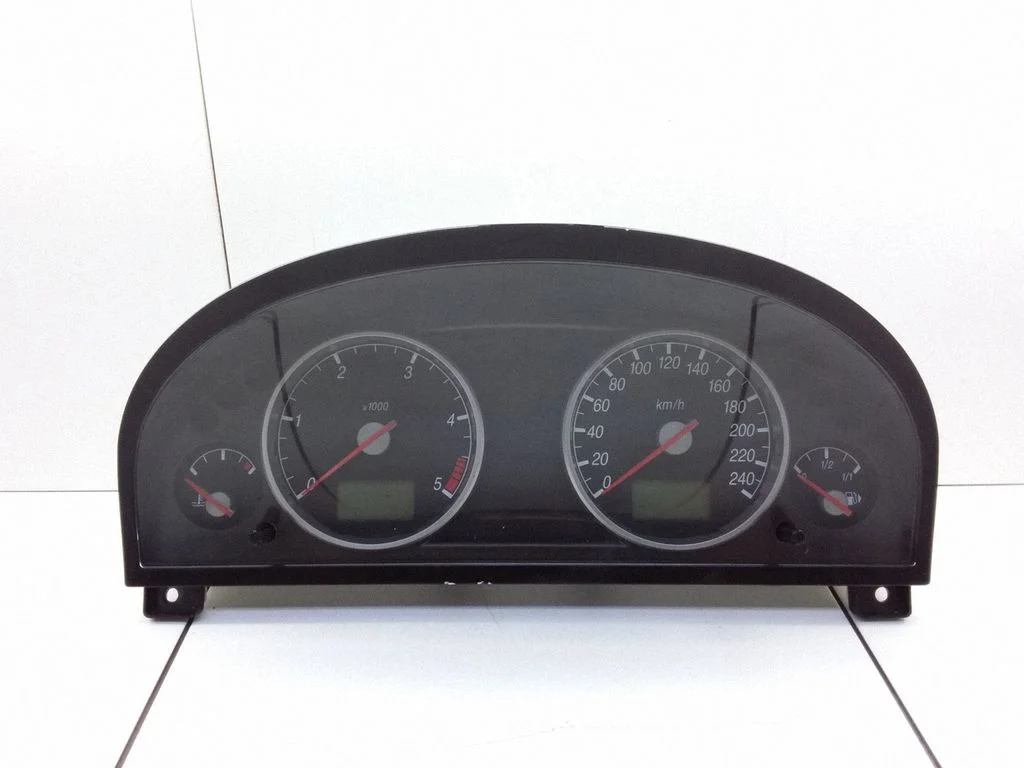 Speedometer (instrument cluster) 1S7F10841