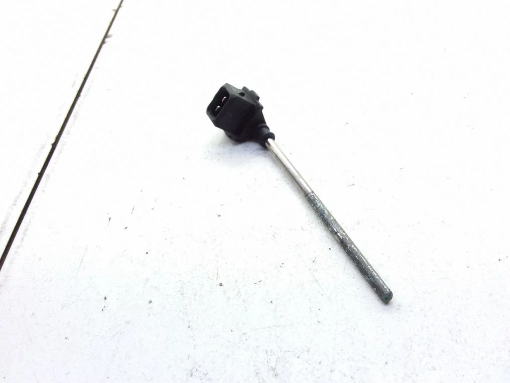Outside/external air temperature sensor