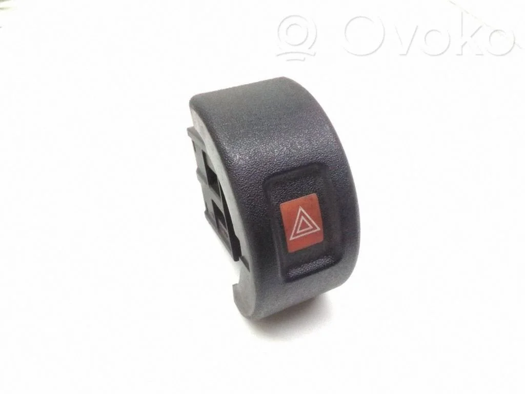 Hazard light switch – Opel Astra G (1998-2009)