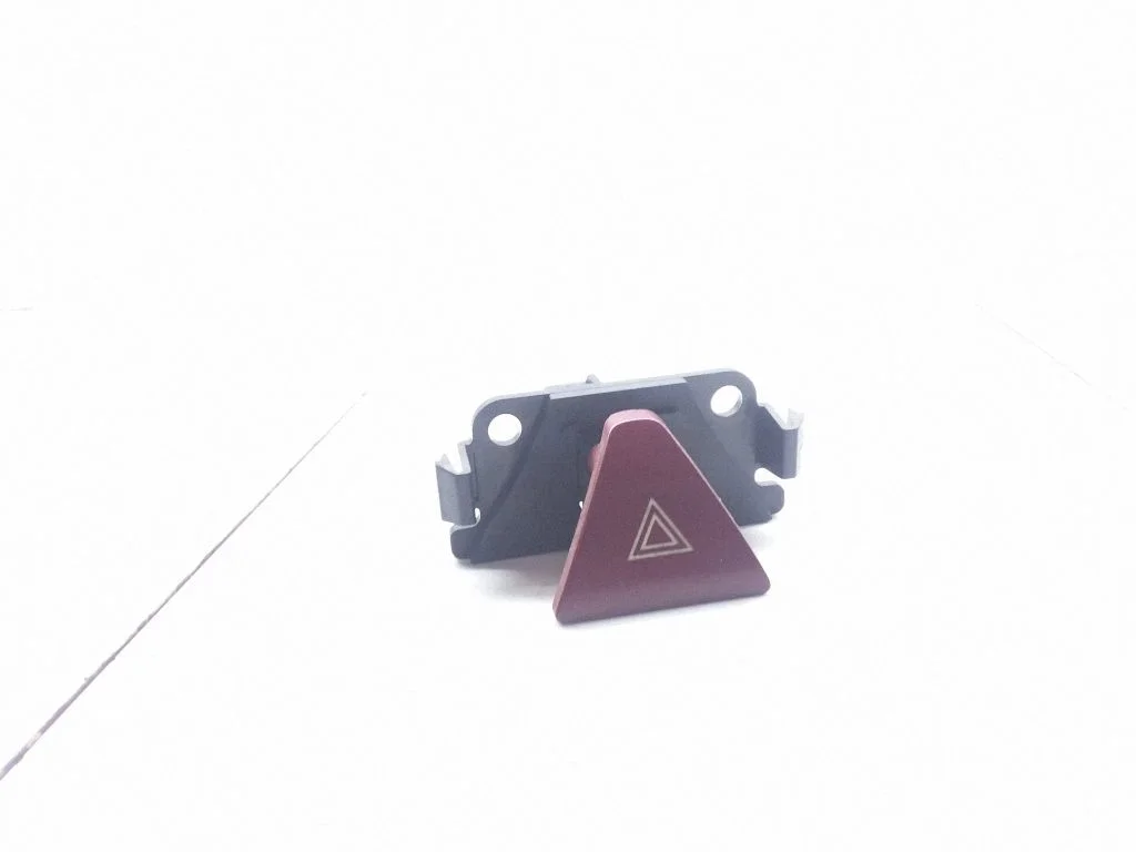 Hazard light switch 9643219577