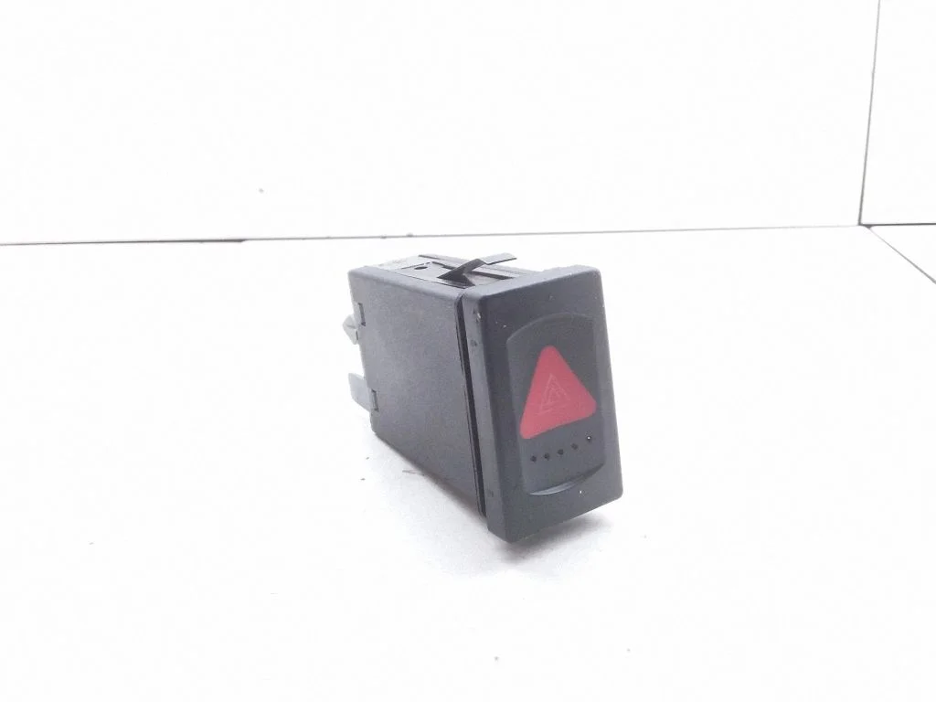 Hazard light switch 7M3953235