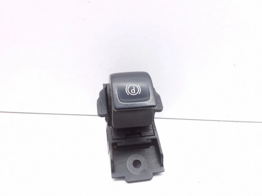 Hazard light switch 13271123