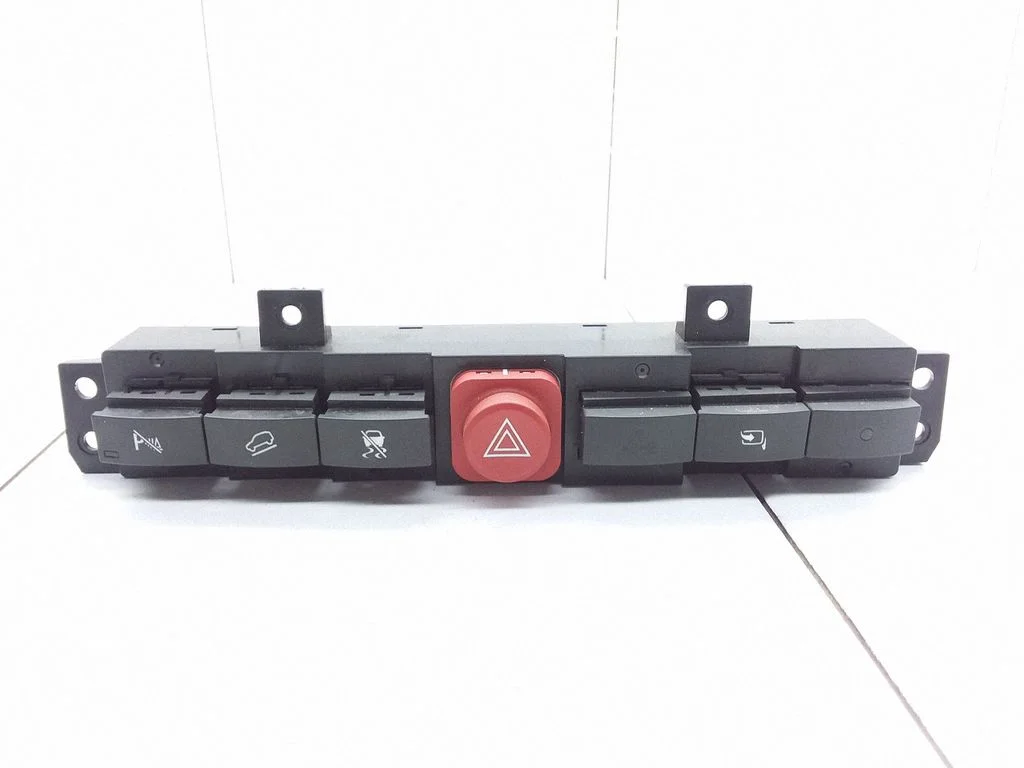 Hazard light switch – Opel Antara (2006-2016)