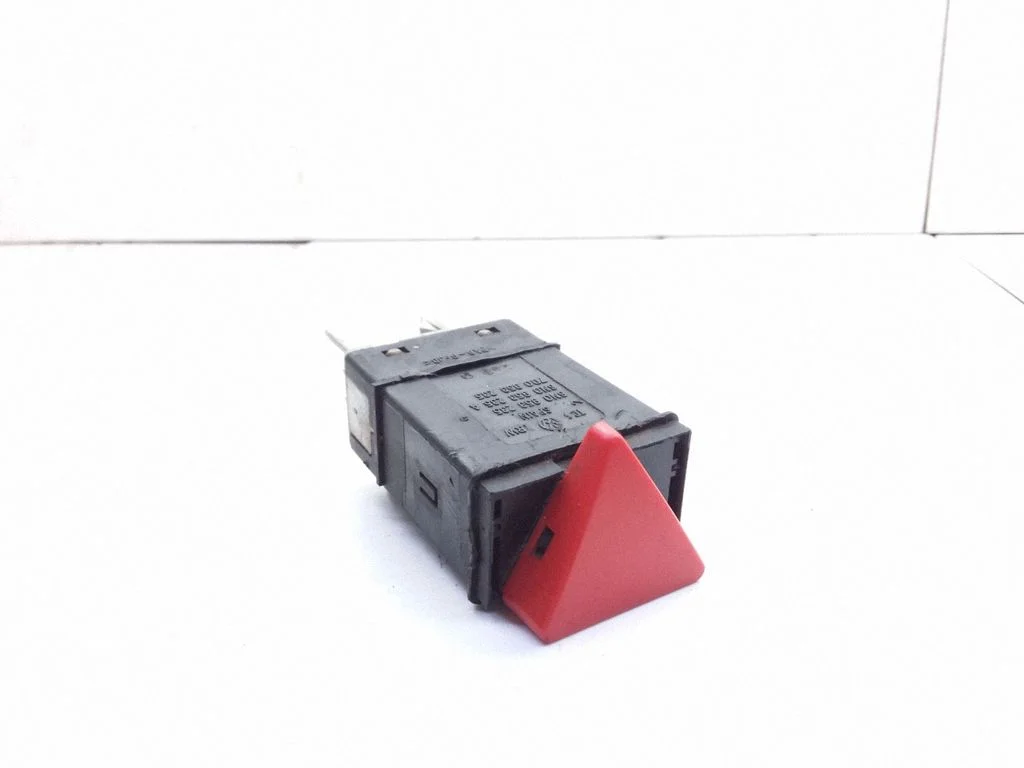 Hazard light switch – Volkswagen Transporter - Caravelle T4 (1991-2003)