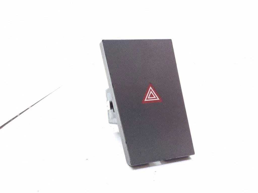 Hazard light switch – Opel Vectra C (2002-2005)