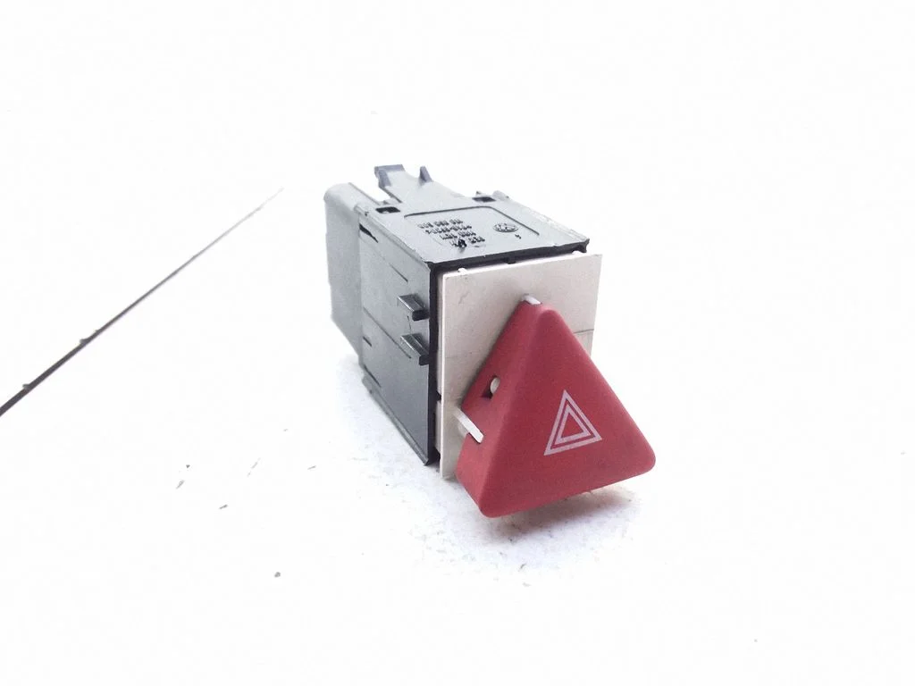 Hazard light switch – Volkswagen Passat B6 (2005-2010)