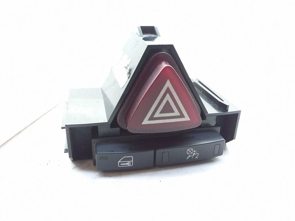 Hazard light switch – Opel Corsa D (2006-2014)