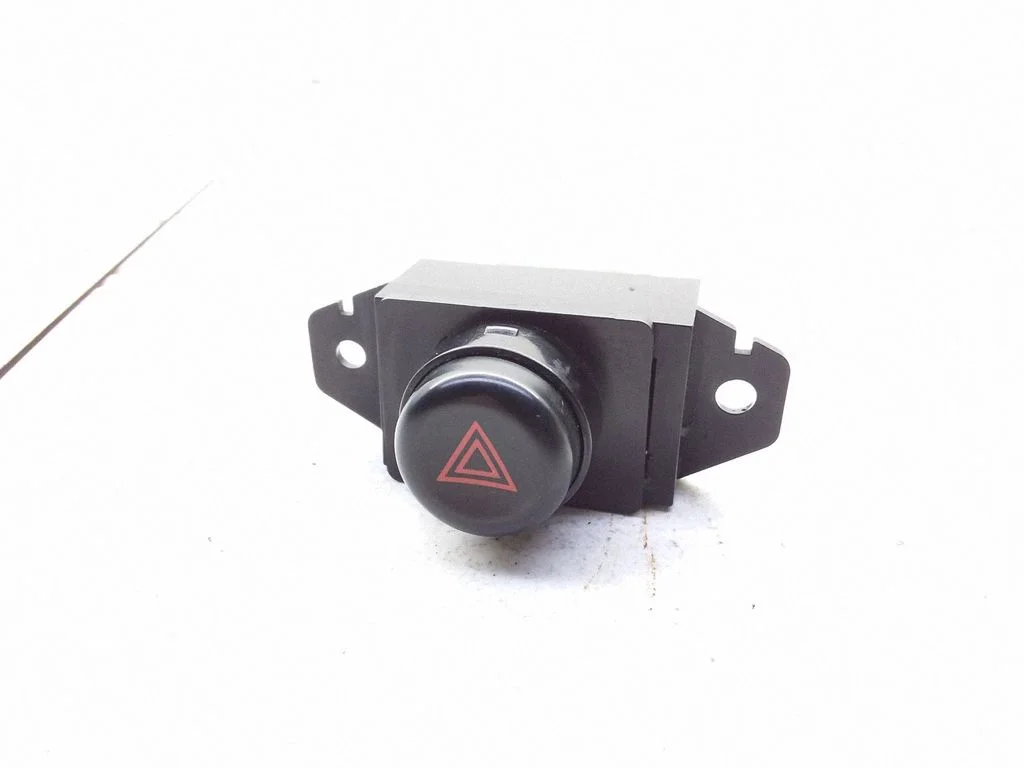 Hazard light switch NILES06013