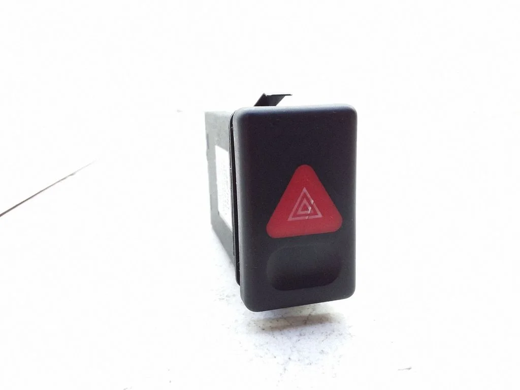 Hazard light switch 7M5953235A