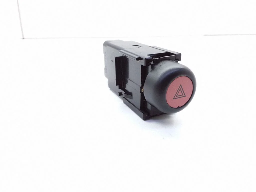 Hazard light switch 157911