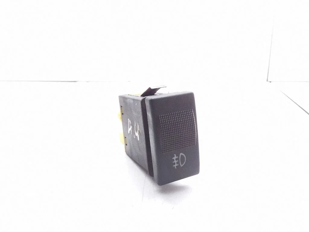 Fog light switch