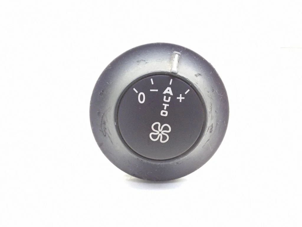 Interior fan control switch
