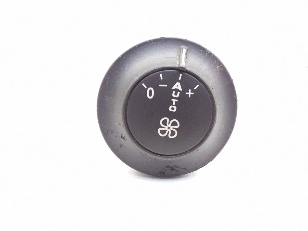 Interior fan control switch