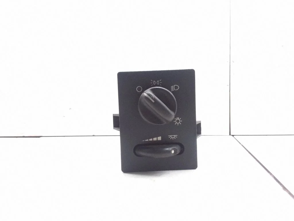 Light switch – Opel Sintra (1996-1999)