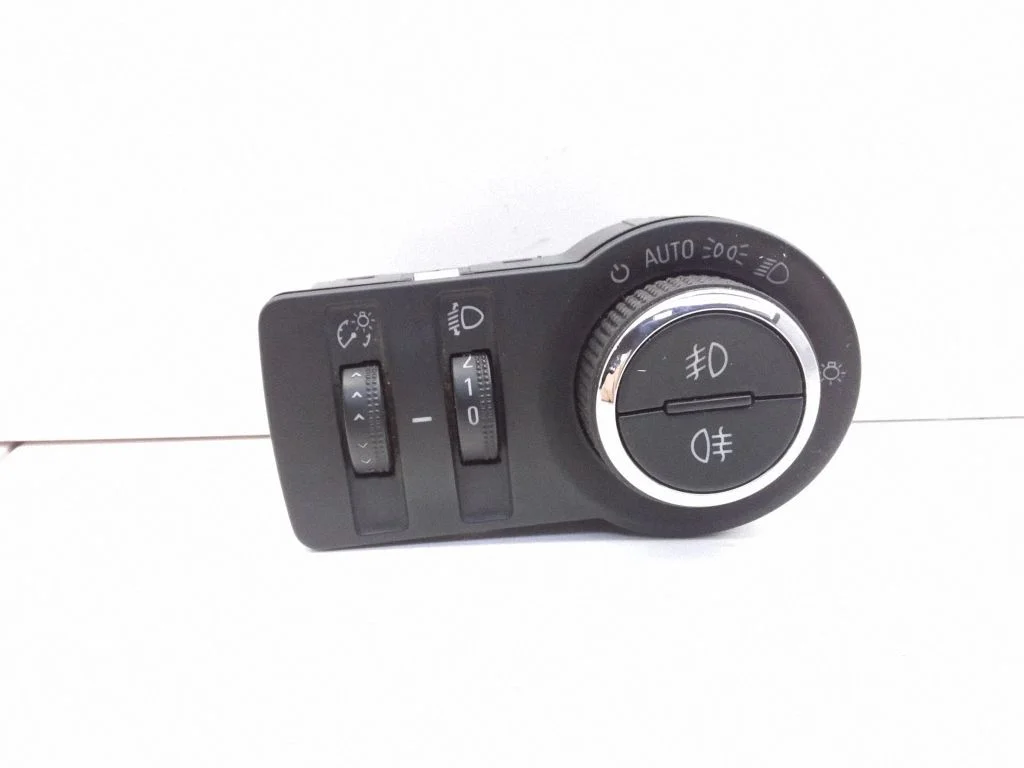 Light switch 13268694