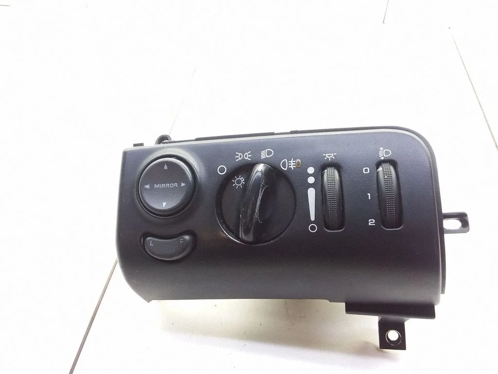 Light switch 9575541G