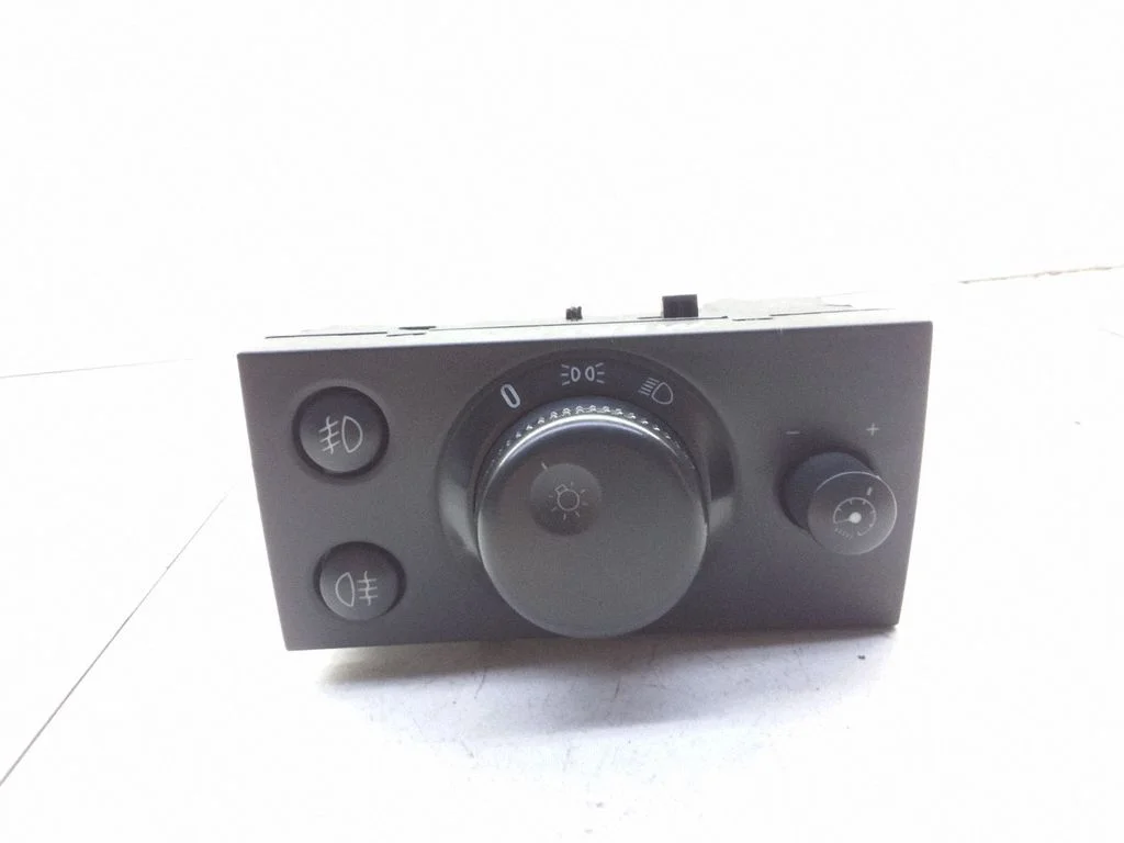 Light switch 93394757