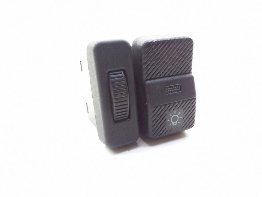 Light switch 7941531