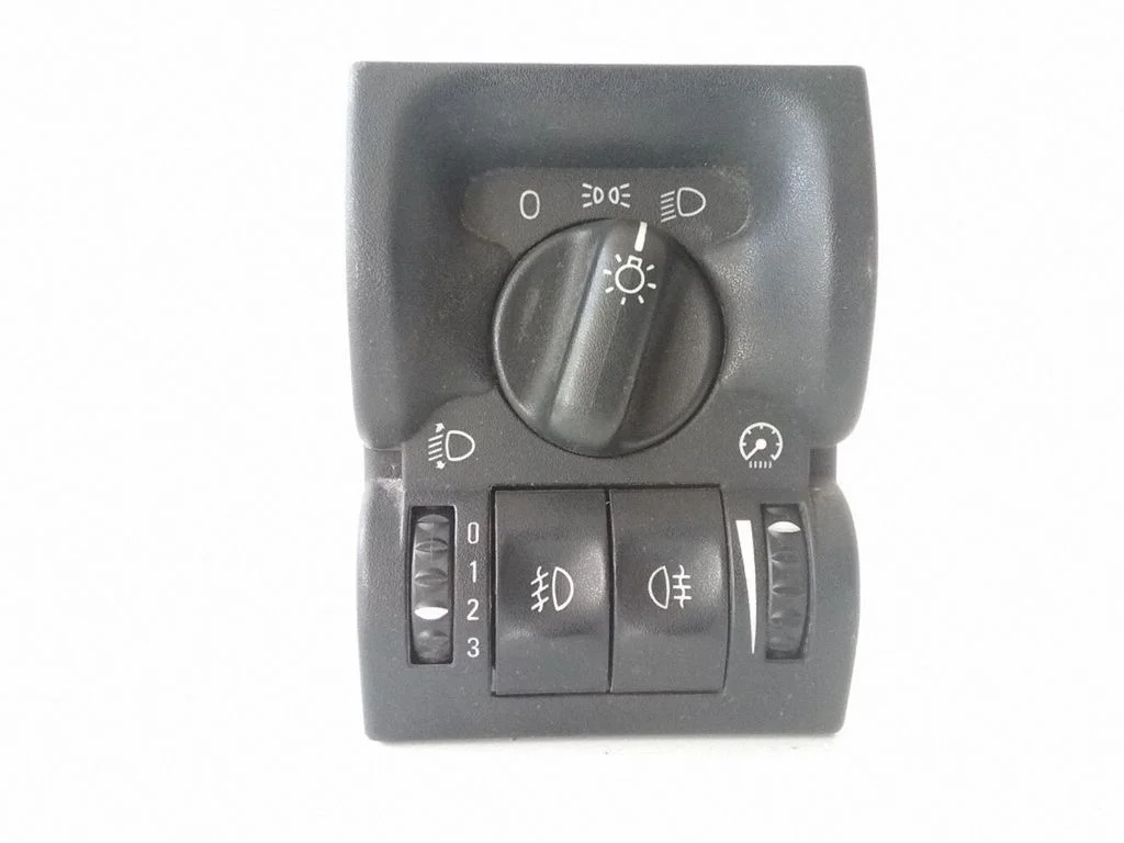 Light switch 90569814
