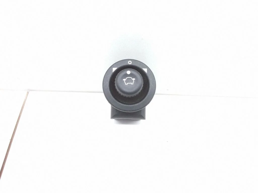 Wing mirror switch 93BG17B676BA