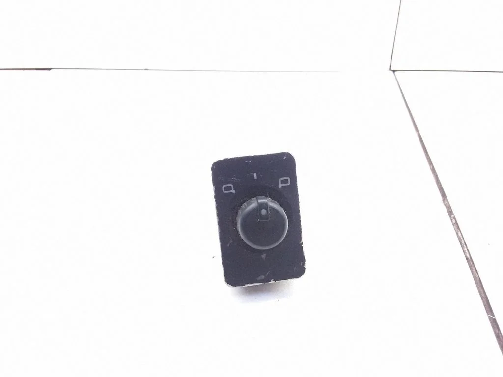 Wing mirror switch – Audi A6 Allroad C5 (1999-2005)