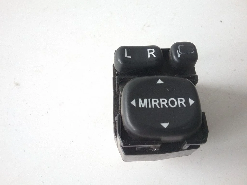 Wing mirror switch 183575