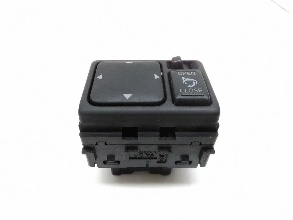 Wing mirror switch 050303