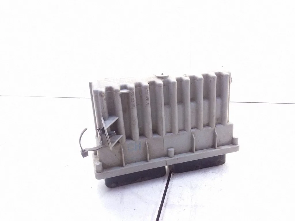 Coolant fan relay – Opel Zafira A (1999-2005)