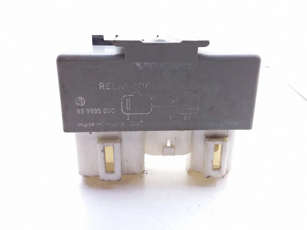 Dzesēšanas ventilatora relejs 80899900