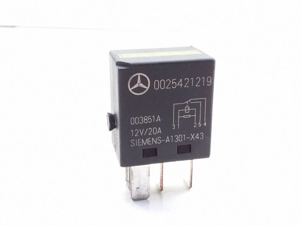 Hazard warning light relay – Mercedes-Benz A-Class W168 (1997-2004)