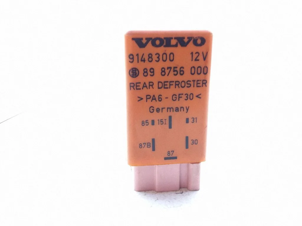 Hazard warning light relay – Volvo S70  V70  V70 XC (1997-2000)