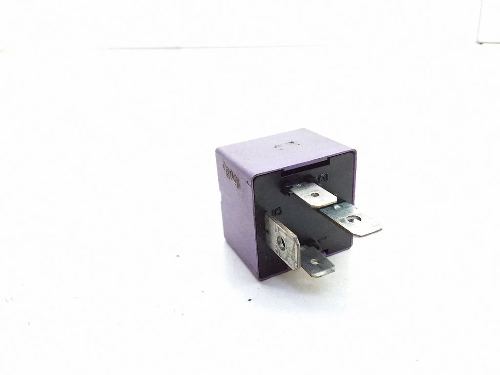 Ohutulede relee 12V50A03525
