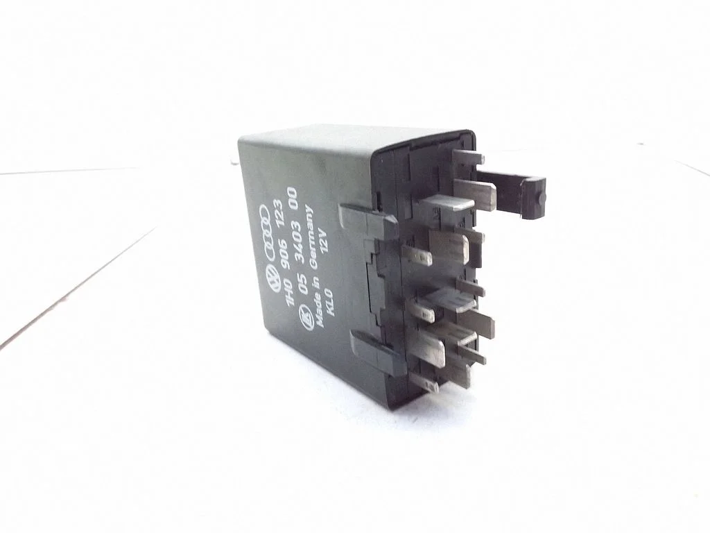 Ohutulede relee 05340300 – Volkswagen Vento (1992-1998)