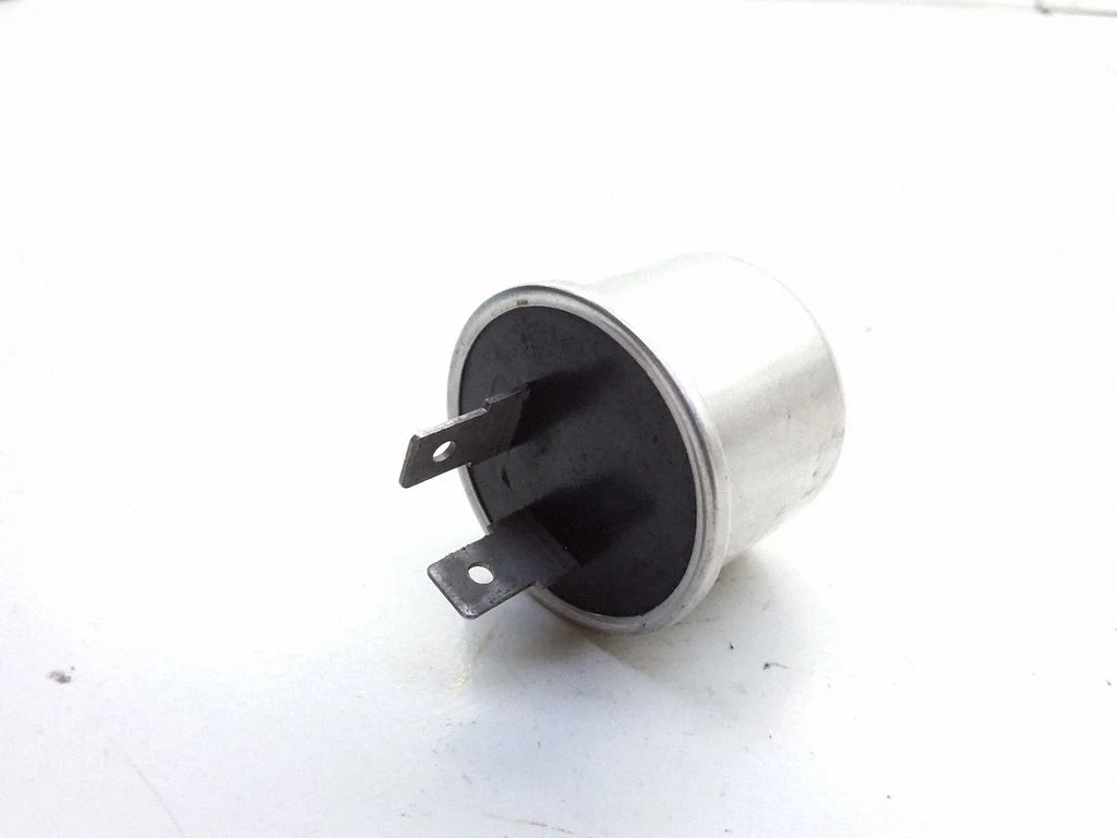 Avārijas gaismu relejs 55212V