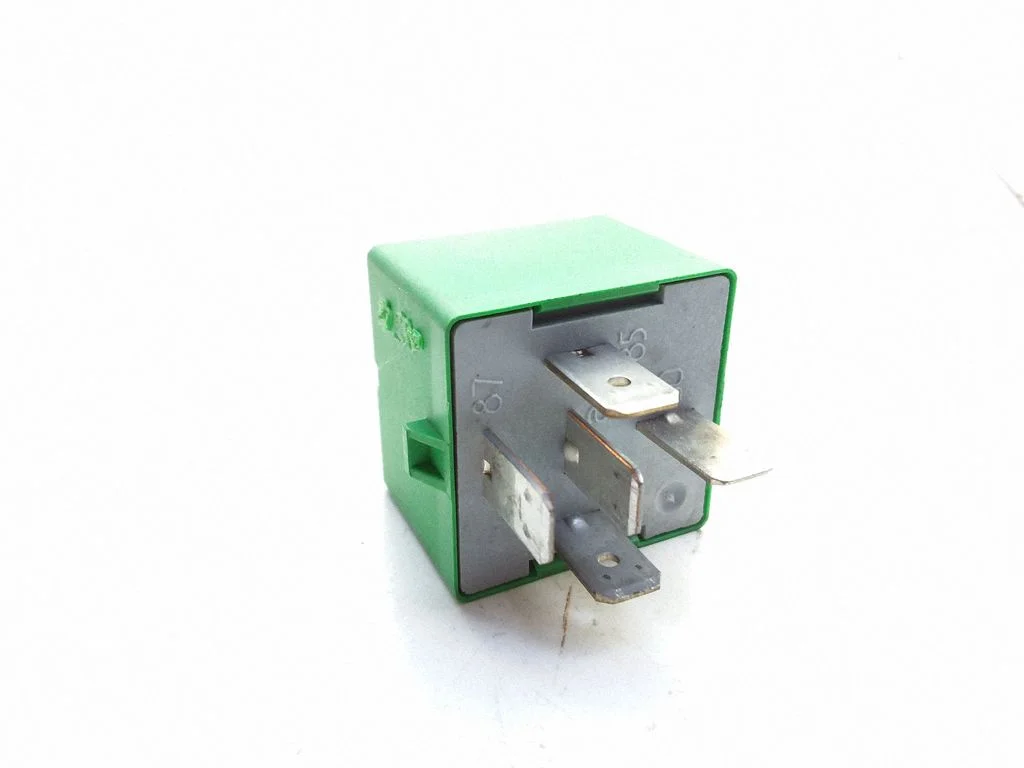 Hazard warning light relay 12V35A03531