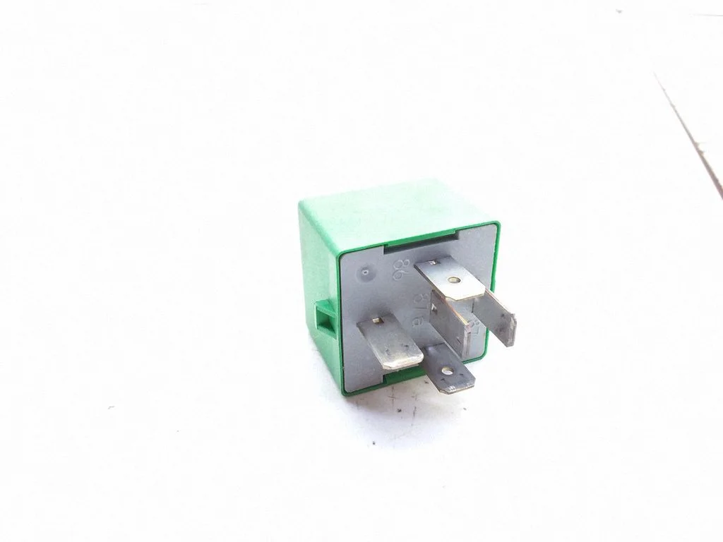 Hazard warning light relay 12V35A03531