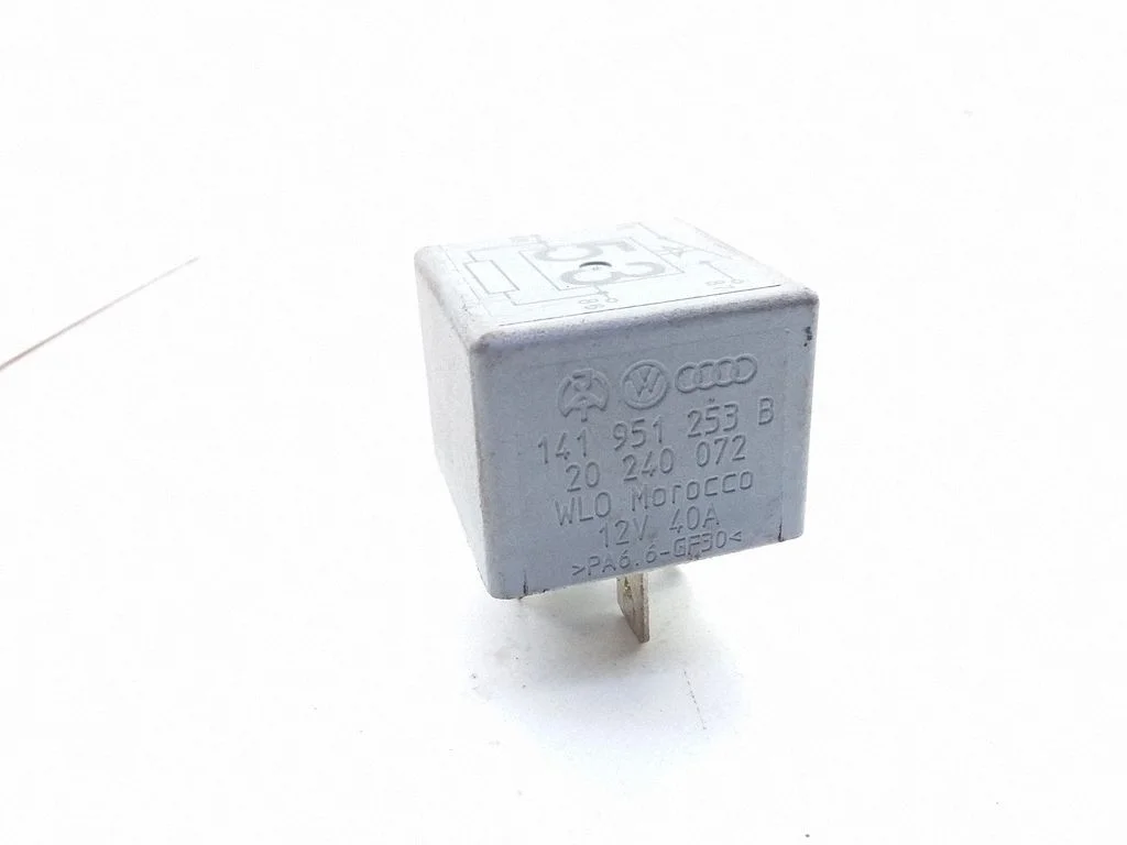 Hazard warning light relay – Ford Galaxy (2000-2006)
