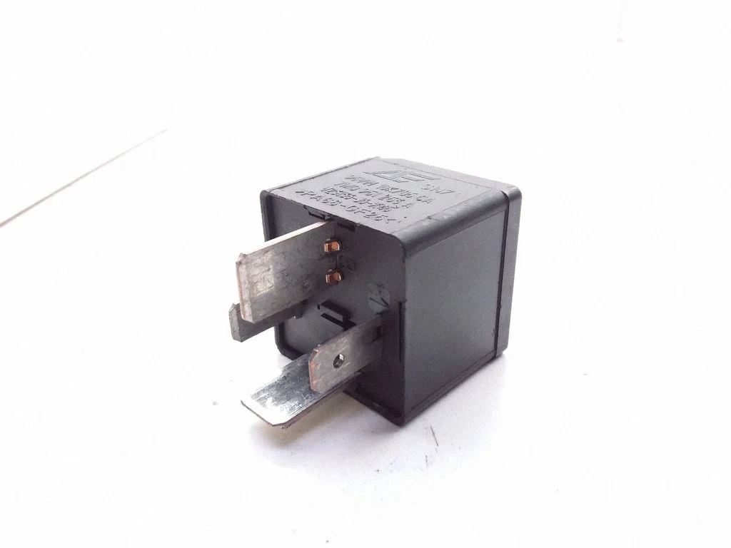 Avārijas gaismu relejs 7M0951253A