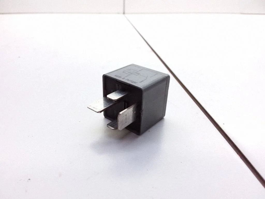 Ohutulede relee F80B14B192AA