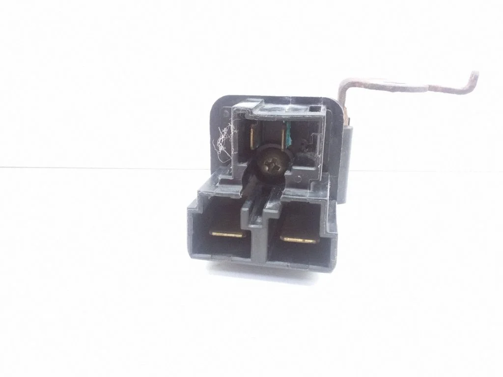Ohutulede relee – Nissan Almera N16 (2000-2010)