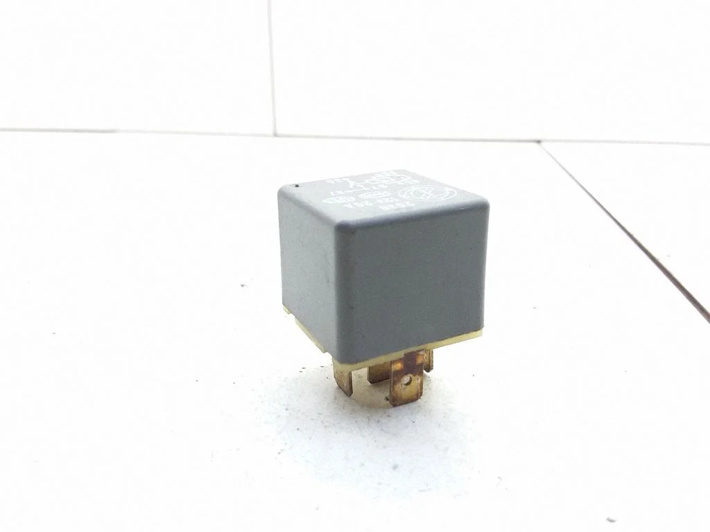 Ohutulede relee 12V20A