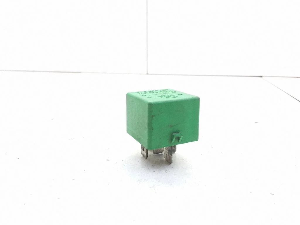 Hazard warning light relay – Citroen C5 (2001-2004)